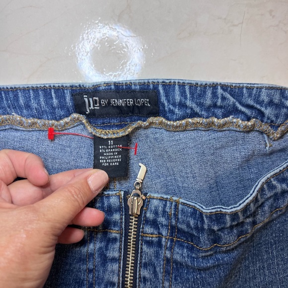 jlo - Picture 4 of 6